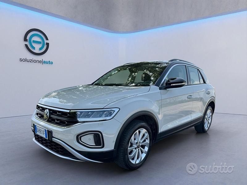 Usata VW T-Roc Style 116 CV (85 kW) 2023 Bianco SUV