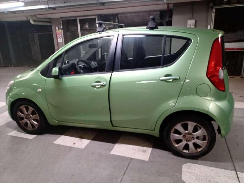 Usata Opel Agila Enjoy 86 CV (63 kW) 2009 Utilitaria