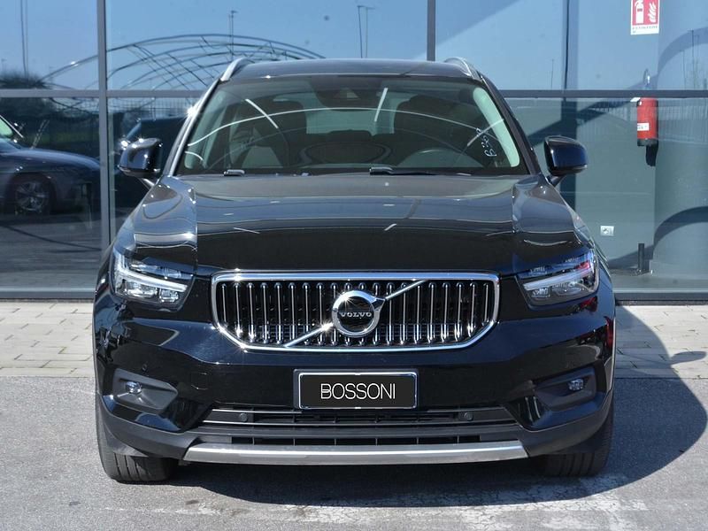 Usata Volvo XC40 Inscription 180 CV (132 kW) 2020 Nero SUV