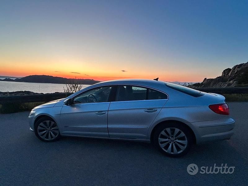 Usata 2011 VW Passat | 4900 € (Super prezzo) - Immagine 1/4