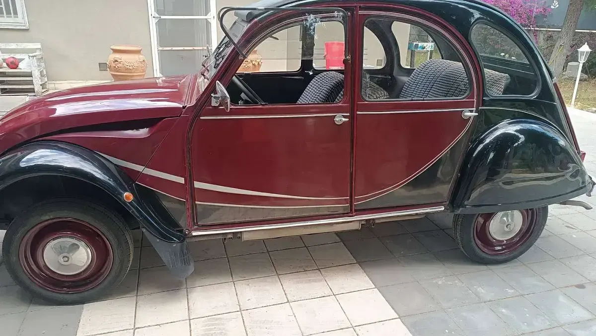Usata Citroën 2CV Charleston 29 CV (21 kW) 1981 Rosso Berlina