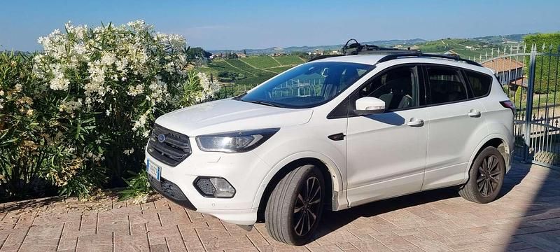 Usata 2019 Ford Kuga Business Edition SUV | 11.000 € (Super prezzo) - Immagine 1/4