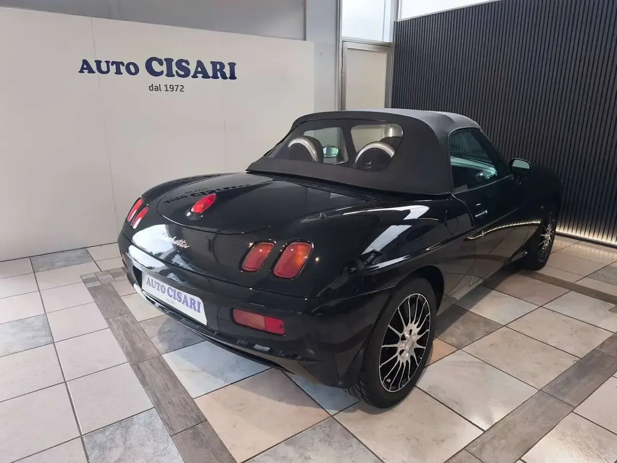 Usata Fiat Barchetta 131 CV (96 kW) 2002 Nero Cabrio