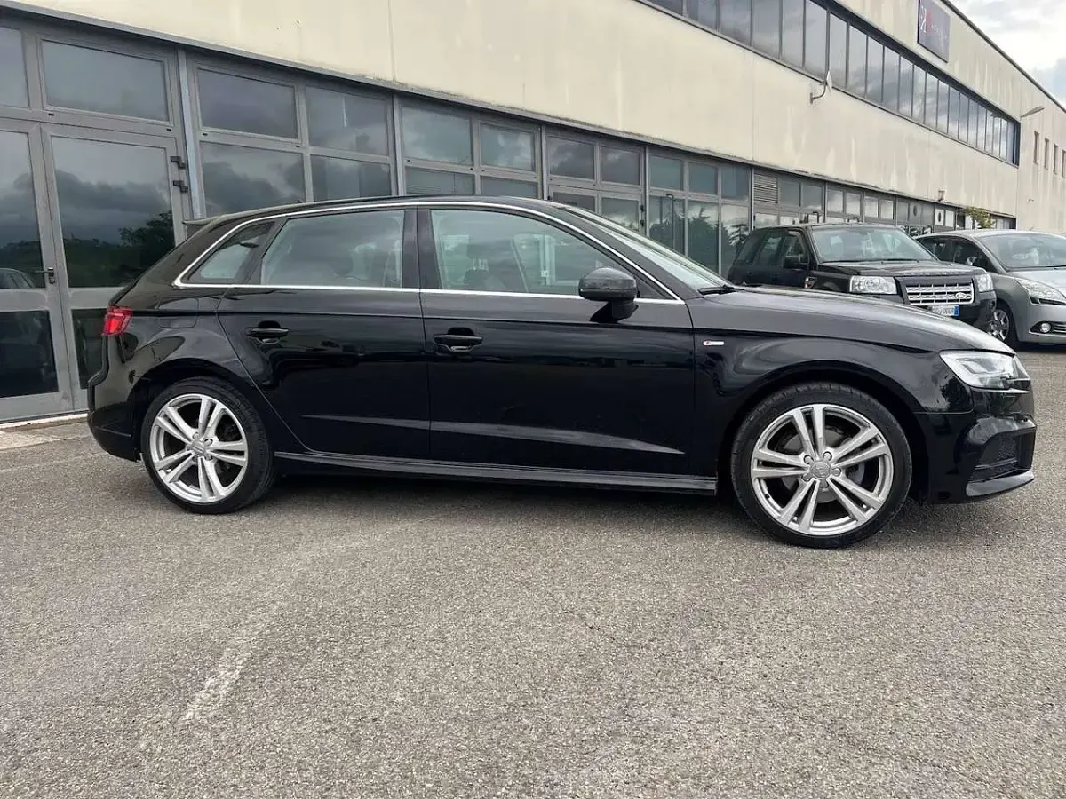 Usata Audi A3 Admired 116 CV (85 kW) 2020 Nero Berlina
