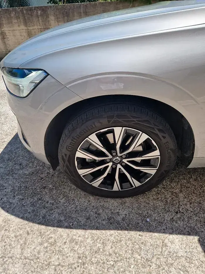 Usata Volvo XC60 197 CV (144 kW) 2022 Grigio SUV