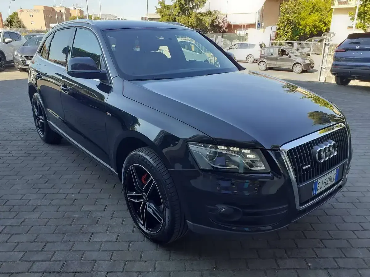 Usata Audi Q5 Ambiente 170 CV (125 kW) 2011 Nero SUV