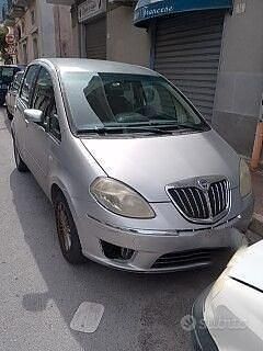 Usata Lancia Musa 90 CV (66 kW) 2007 Monovolume