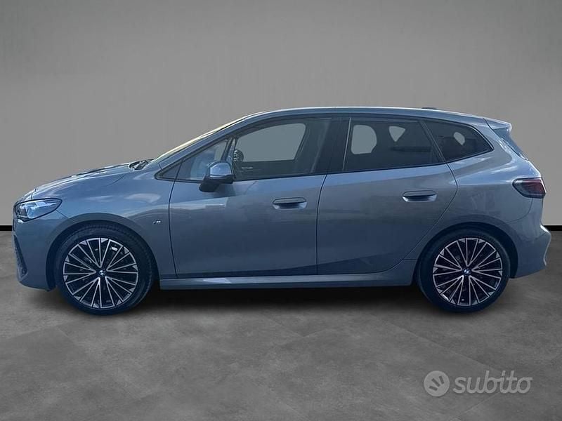 Usata BMW 218 Active Tourer Comfort Edition 150 CV (110 kW) 2024 Grigio Monovolume