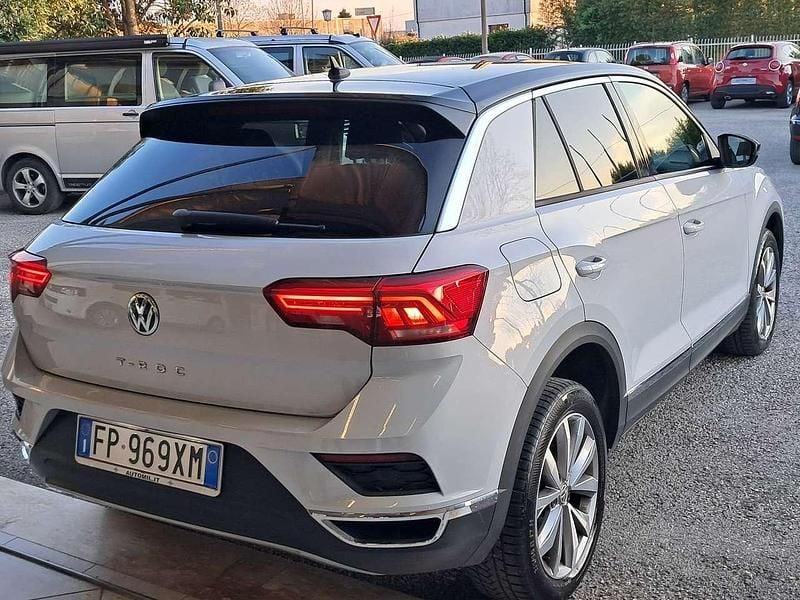 Usata VW T-Roc Advance 116 CV (85 kW) 2018 Grigio SUV