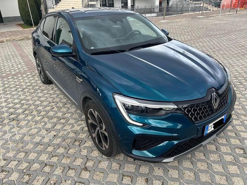 Blu/azzurro Usata 2024 Renault Arkana SUV | 23.000 € (Buon prezzo) - Immagine 1/4