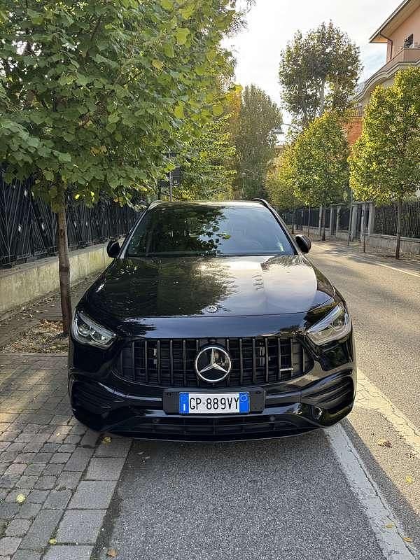 Usata Mercedes GLA35 AMG AMG 306 CV (225 kW) 2023 Nero SUV