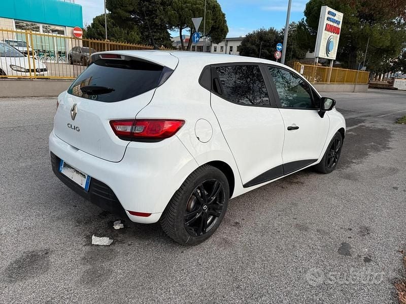 Usata Renault Clio IV 90 CV (66 kW) 2019 Bianco Berlina