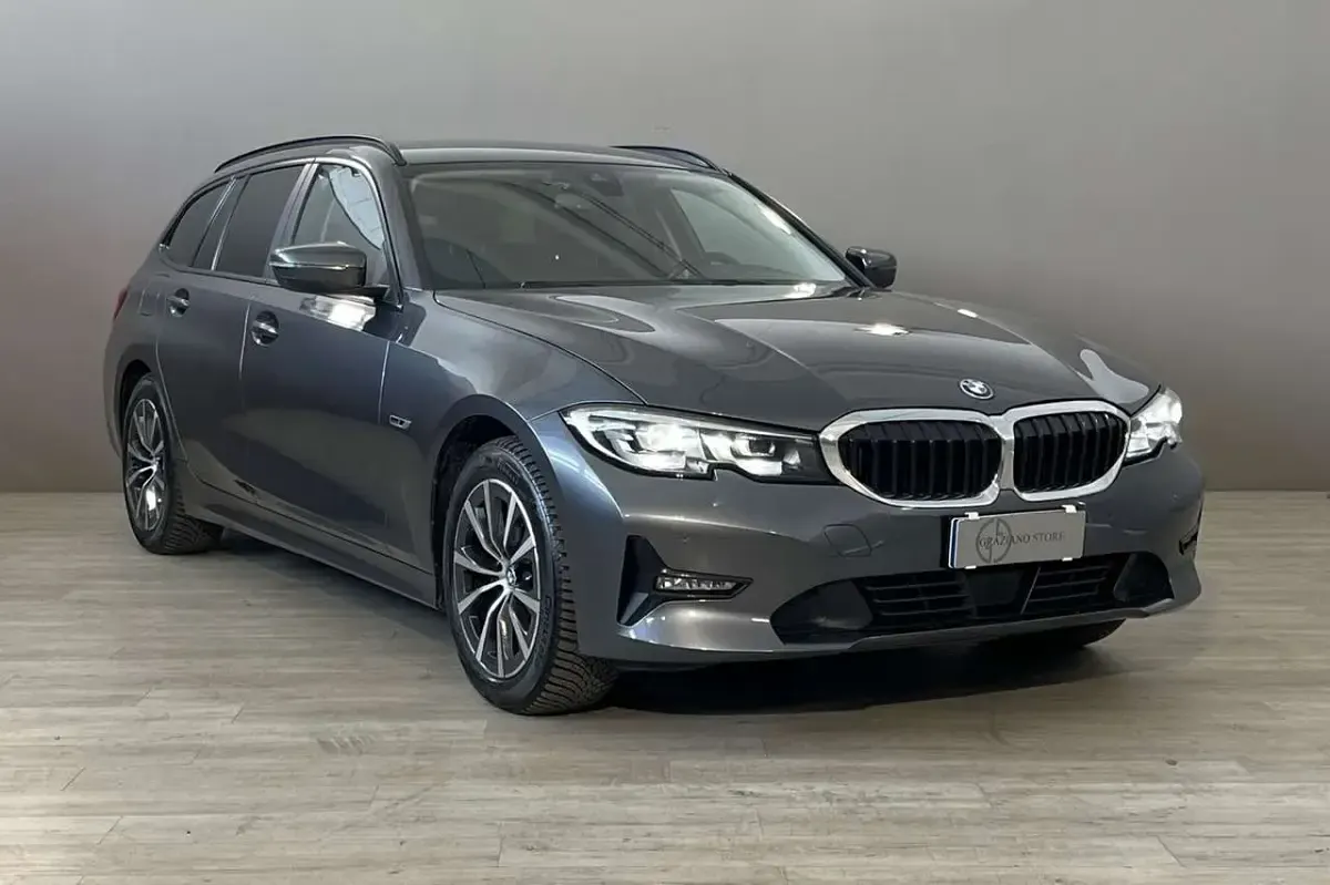 Usata BMW 320 163 CV (119 kW) 2022 Grigio Station wagon