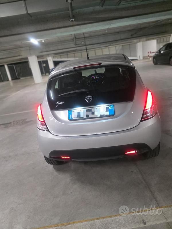 Usata Lancia Ypsilon S 95 CV (69 kW) 2012 Utilitaria