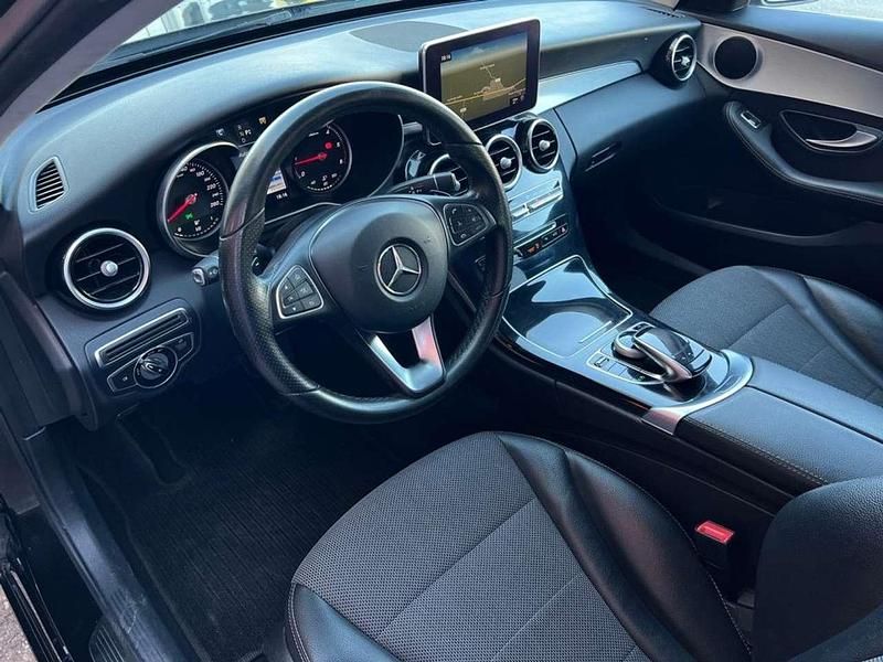 Usata Mercedes C220 Premium 170 CV (125 kW) 2016 Nero Station wagon