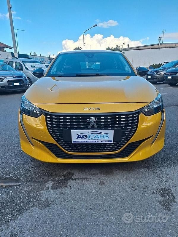 Usata Peugeot 208 Active 75 CV (55 kW) 2022 Giallo Utilitaria