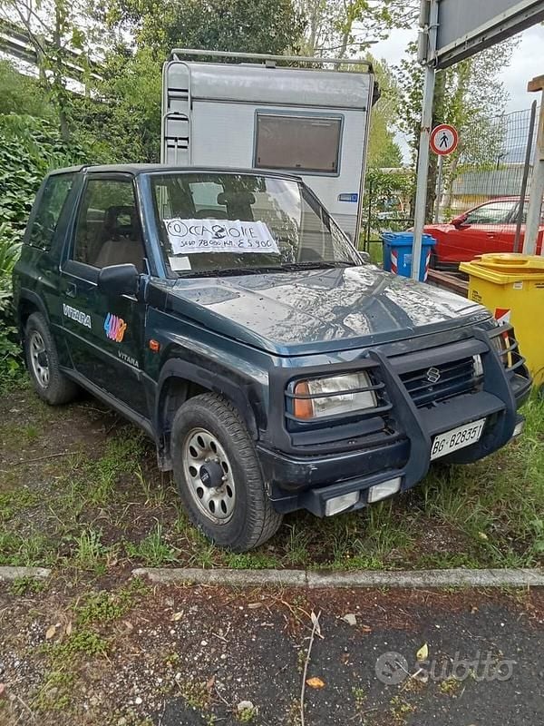 Usata Suzuki Vitara 96 CV (70 kW) 1999 Blu SUV