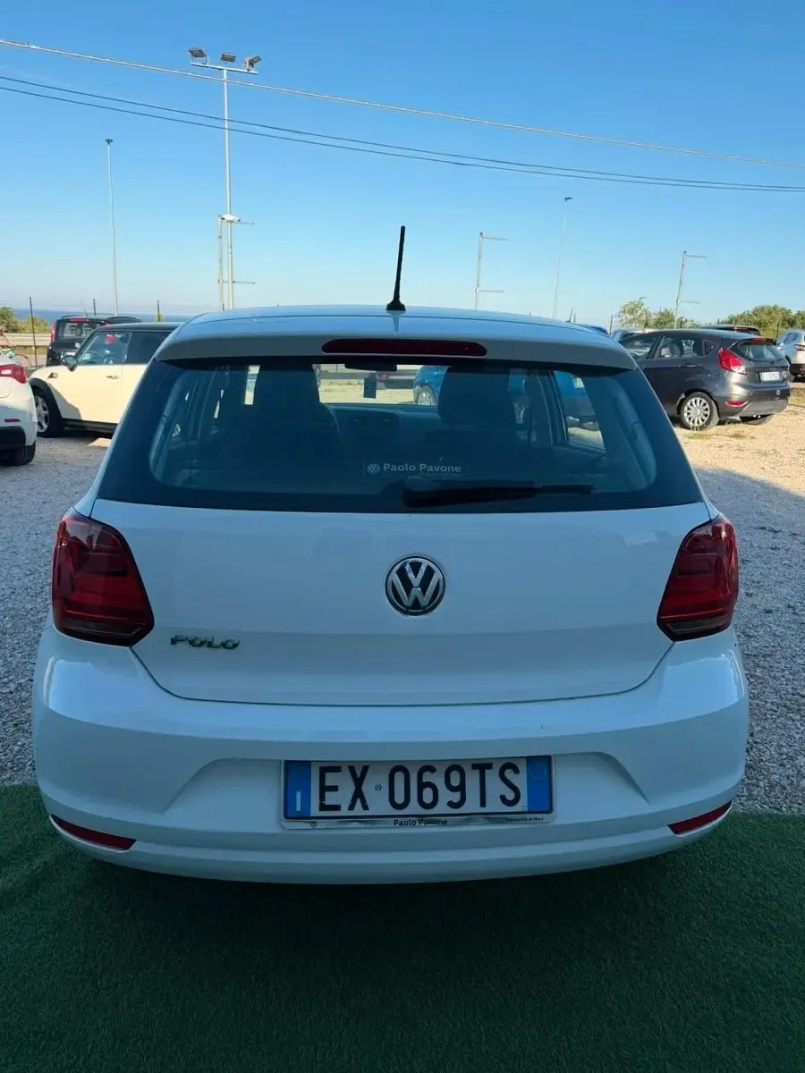 Usata VW Polo Trendline 60 CV (44 kW) 2015 Bianco Berlina