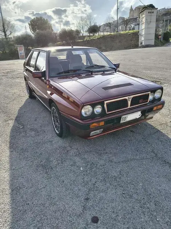 Usata Lancia Delta 181 CV (133 kW) 1987 Rosso Utilitaria