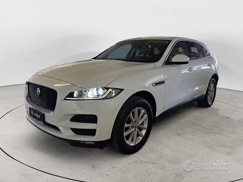 Usata Jaguar F-Pace Portfolio 180 CV (132 kW) 2016 Bianco SUV