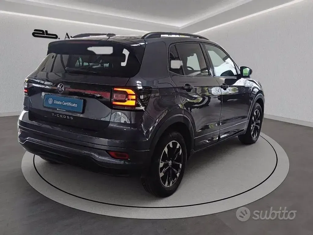 Occasion VW T-Cross Sportline 95 ch (69 kW) 2023 Gris SUV