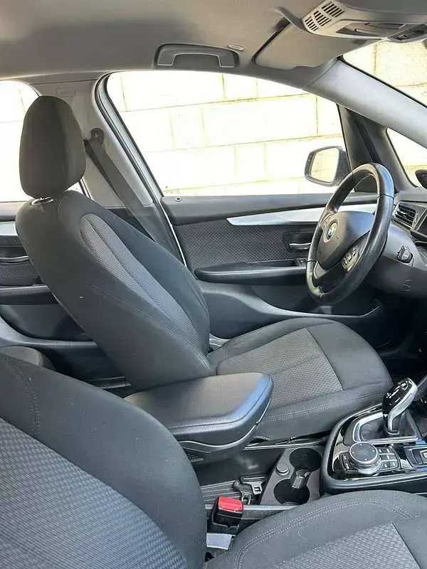 Usata BMW 218 Active Tourer Luxury Line 150 CV (110 kW) 2018 Bianco Monovolume