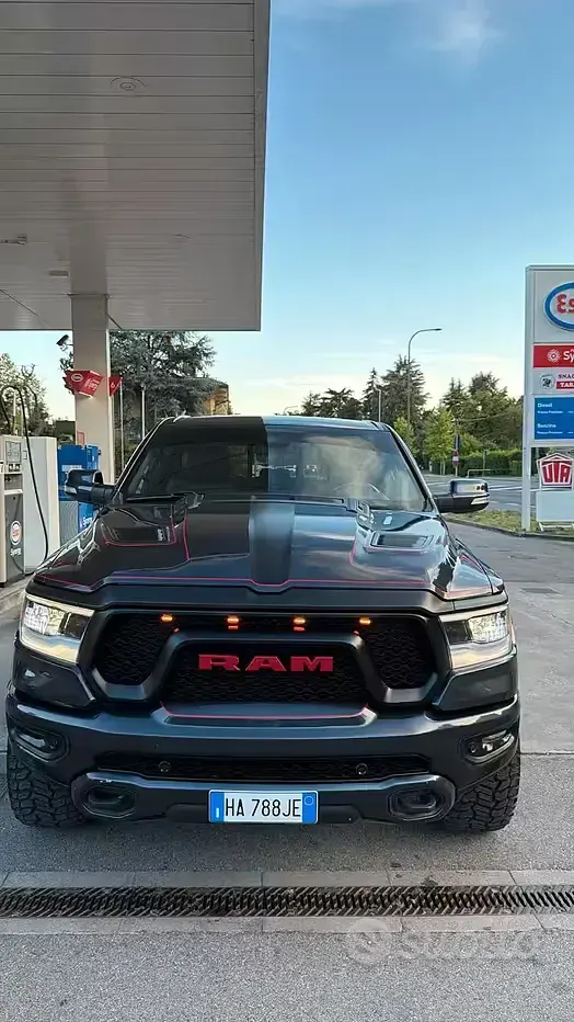 Usata RAM 1500 2019 Nero Pick-up