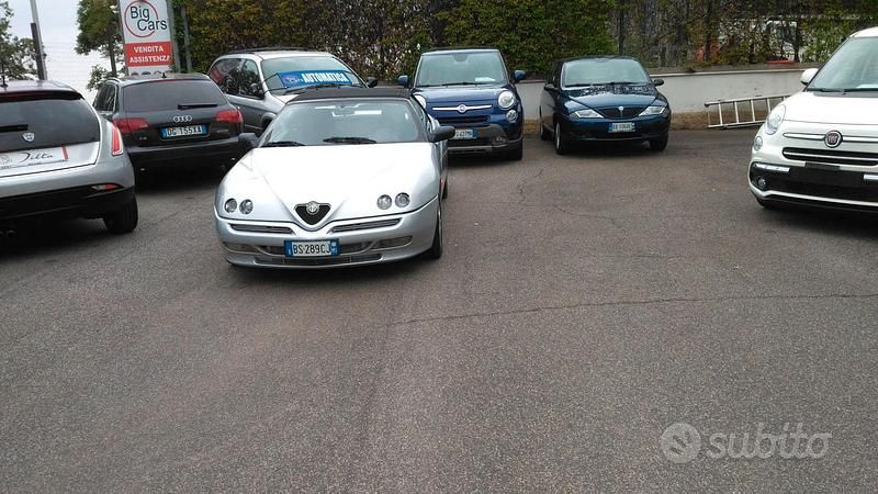 Usata Alfa Romeo Spider 2001 Grigio Cabrio