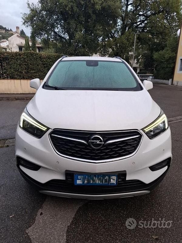 Bianco Usata 2017 Opel Mokka SUV | 12.500 € (Molto cara) - Immagine 1/4