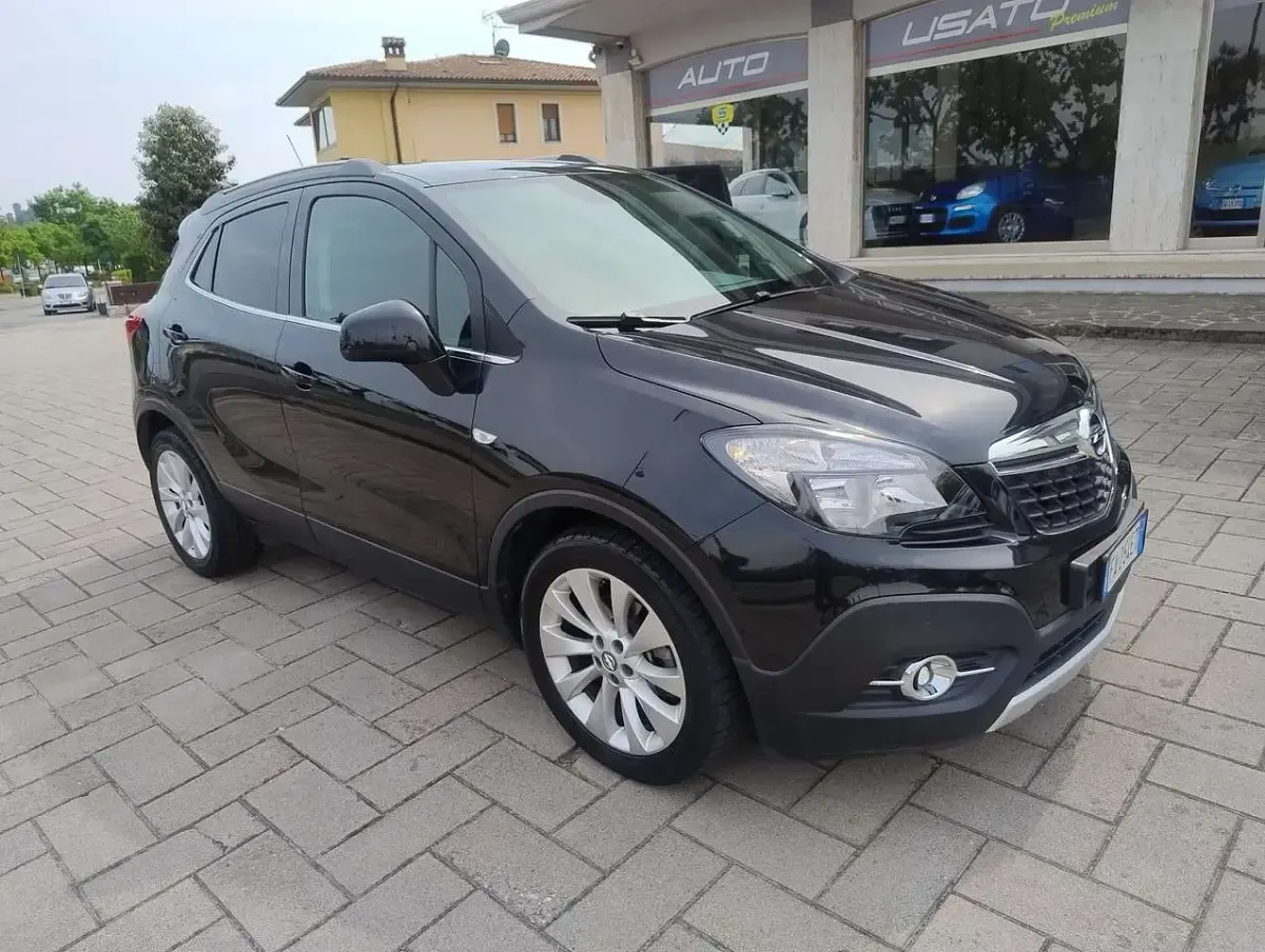 Usata Opel Mokka Cosmo 116 CV (85 kW) 2015 Nero SUV