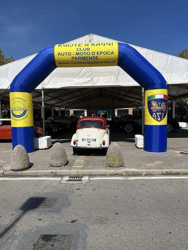 Usata Mini 1000 116 CV (85 kW) 1967 Giallo Utilitaria