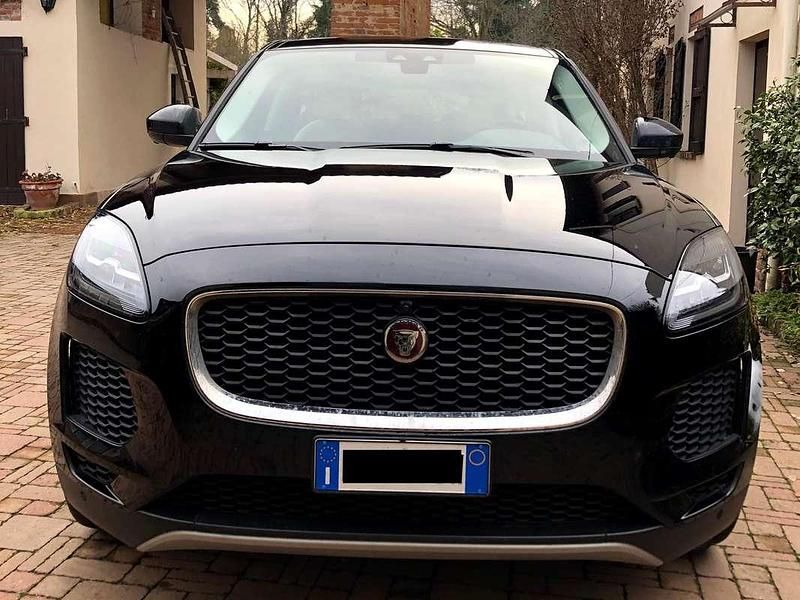 Usata Jaguar E-Pace R-Dynamic 150 CV (110 kW) 2019 Nero SUV