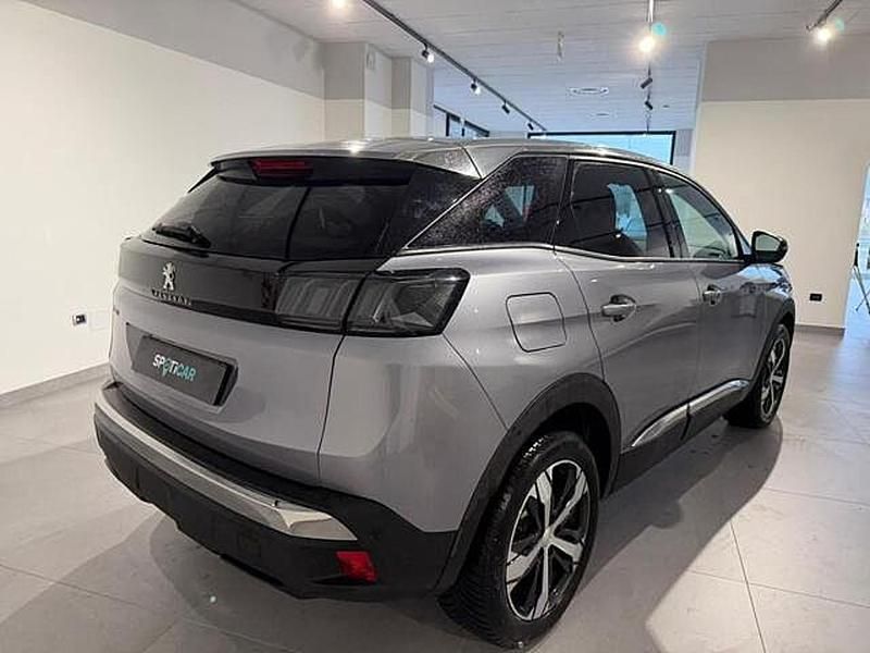 Usata Peugeot 3008 Allure 131 CV (96 kW) 2023 Grigio artense SUV