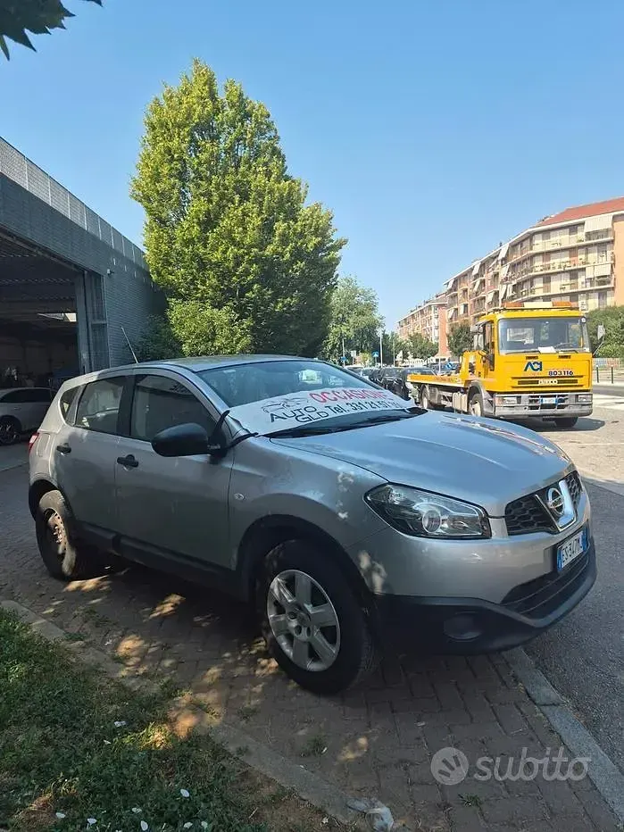 Usata Nissan Qashqai Acenta 116 CV (85 kW) 2013 Grigio SUV