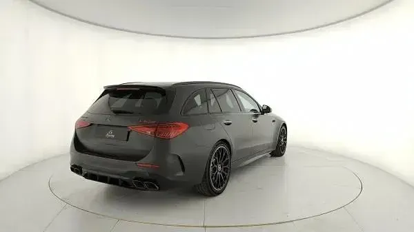 Usata Mercedes C63S AMG Premium 476 CV (350 kW) 2024 Grigio grafite magno Station wagon