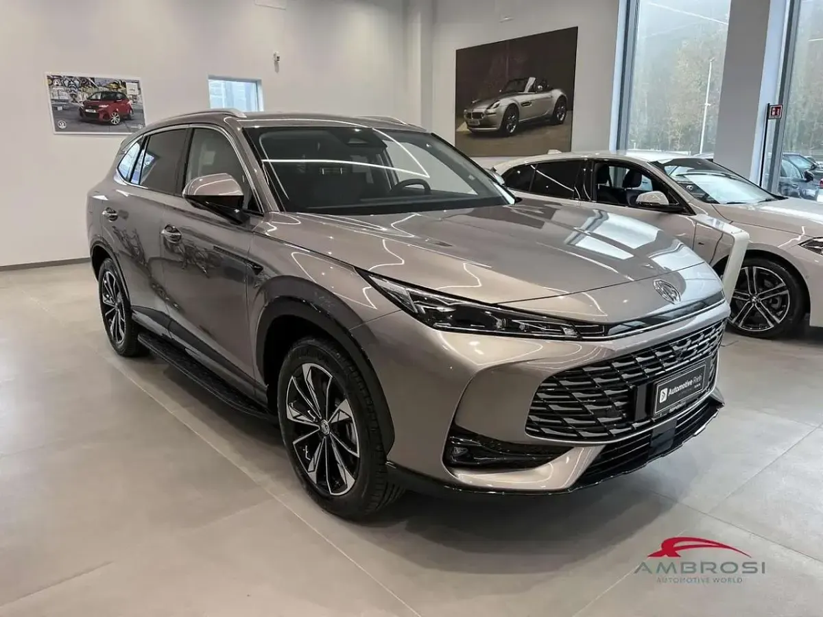 Nuova MG HS Comfort 184 CV (135 kW) 2025 Sterling silver SUV