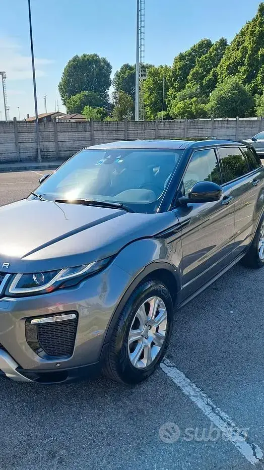 Usata Land Rover Range Rover evoque SE 150 CV (110 kW) 2016 Grigio Station wagon