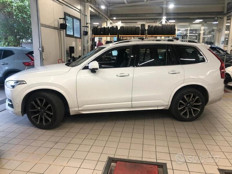 Bianco Usata 2018 Volvo XC90 SUV | 26.000 € (Cara) - Immagine 1/4