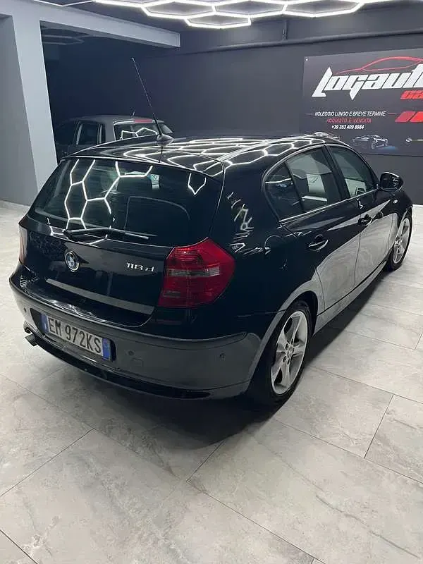 Usata BMW 118 Efficient Dynamics 143 CV (105 kW) 2010 Nero Utilitaria