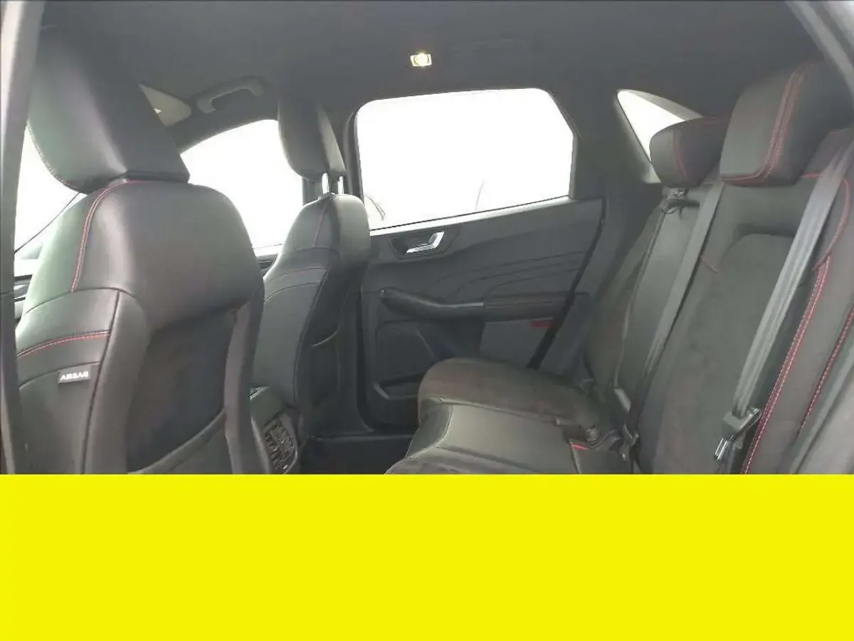 Usata Ford Kuga 224 CV (164 kW) 2022 Other SUV