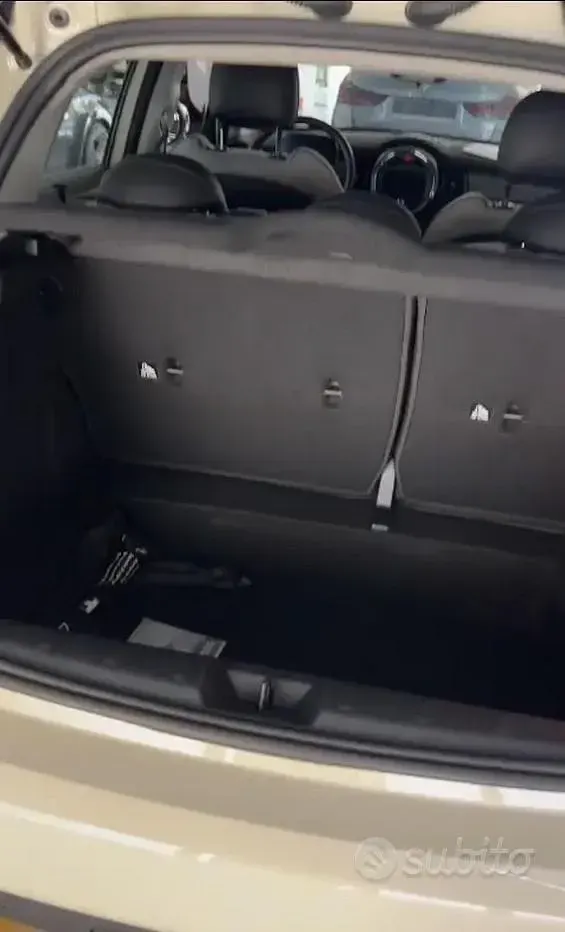 Usata Mini ONE 75 CV (55 kW) 2021 Bianco Utilitaria