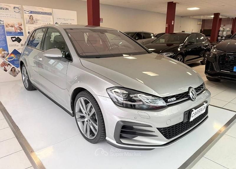 Używany VW Golf VII GTD 184 KM (135 kW) 2017 Srebrny Sedan/Limuzyna