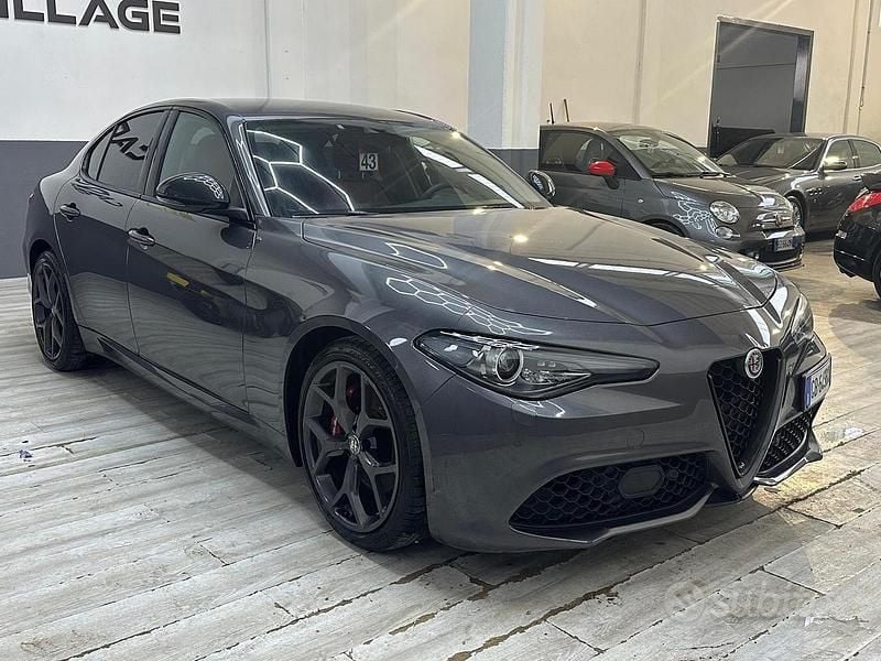 Usata Alfa Romeo Giulia Tech Edition 190 CV (139 kW) 2020 Grigio Berlina
