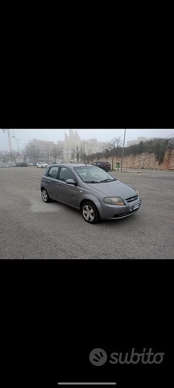 Usata Chevrolet Kalos 72 CV (52 kW) 2009 Grigio Berlina