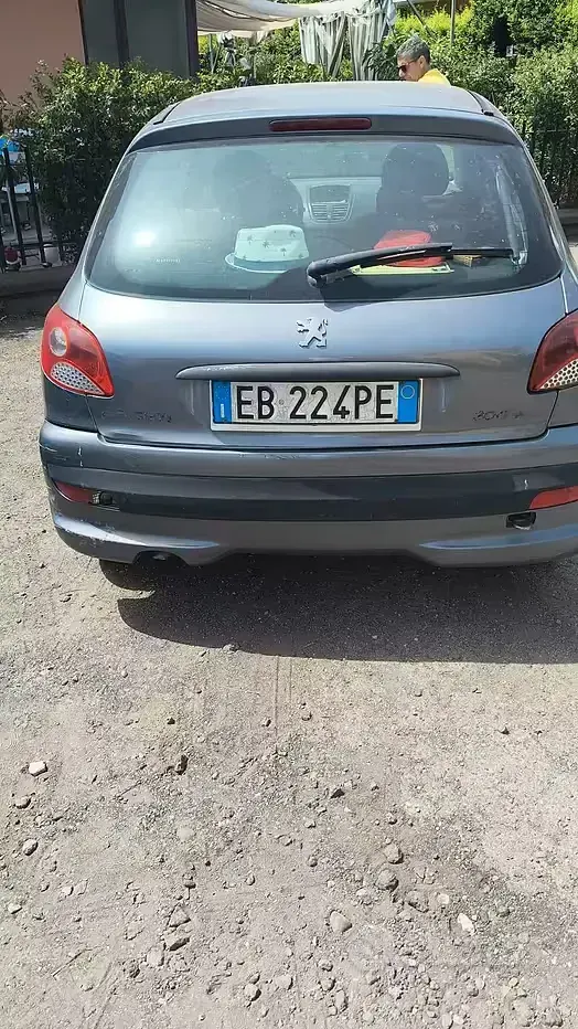 Usata Peugeot 206 60 CV (44 kW) 2010 Grigio Berlina