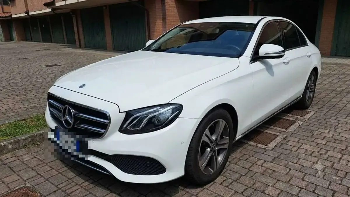 Usata Mercedes E200 Premium 150 CV (110 kW) 2019 Bianco Berlina