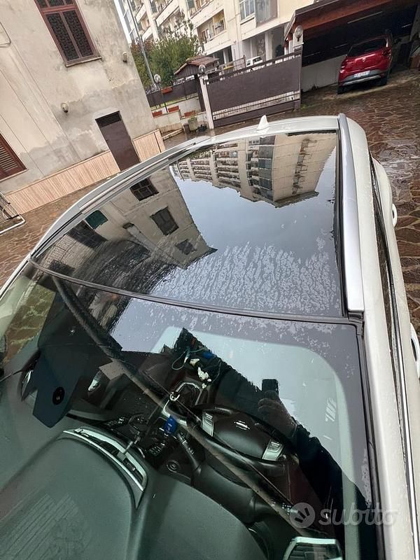 Usata Nissan Qashqai N-Connecta 110 CV (80 kW) 2016 Bianco SUV