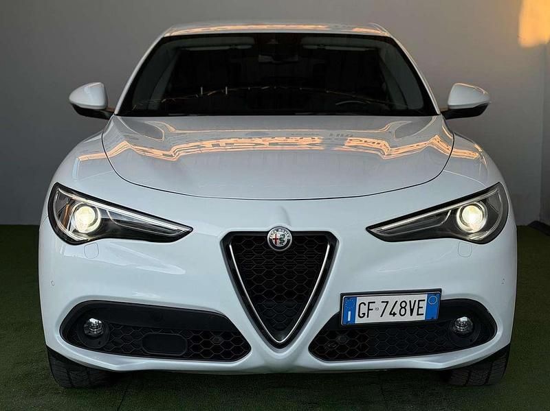 Usata Alfa Romeo Stelvio Executive 190 CV (139 kW) 2021 Bianco SUV