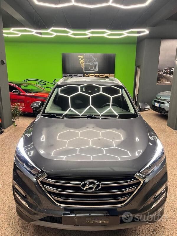 Usata Hyundai Tucson Xpossible 141 CV (103 kW) 2017 Grigio SUV