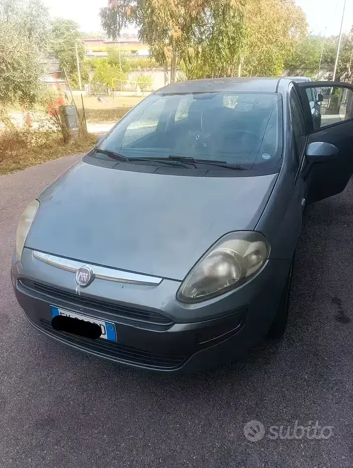 Usata Fiat Punto Evo 90 CV (66 kW) 2011 Grigio Utilitaria